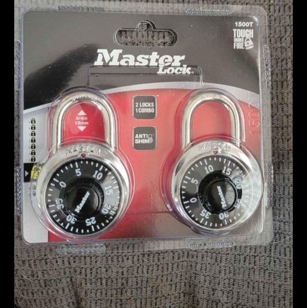 Master Lock Set